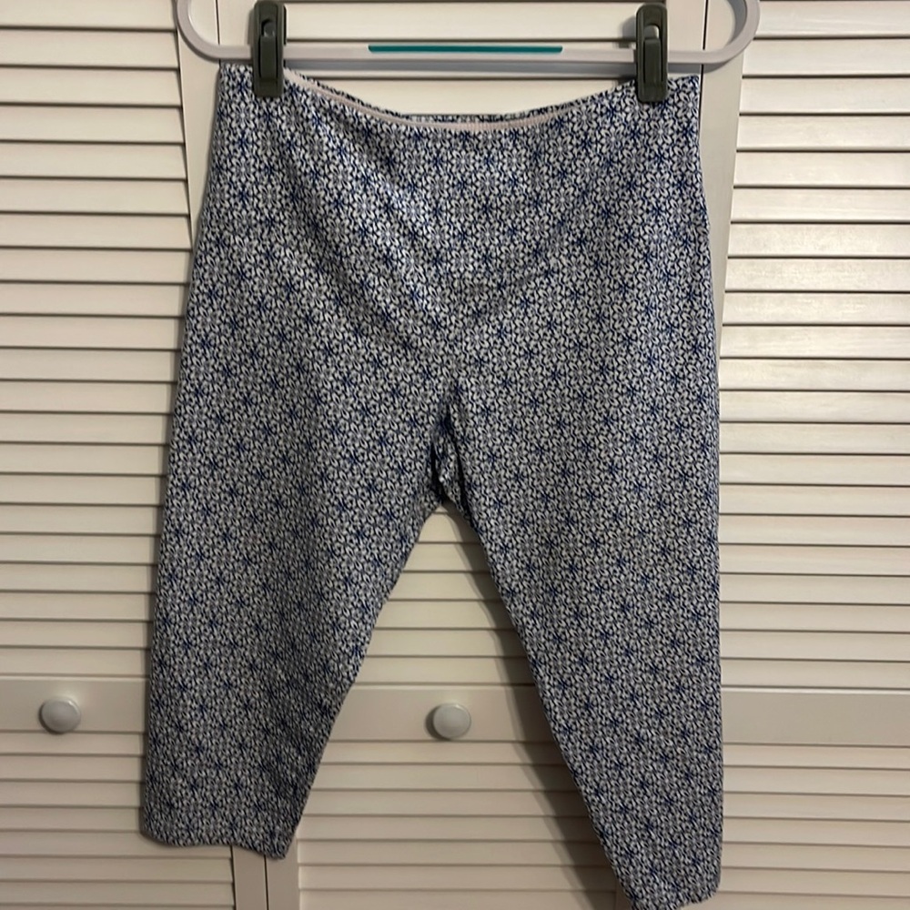Casablanca by Marrakech Clothing Co Blue & White Mosaic Stretch Capri Size Large
